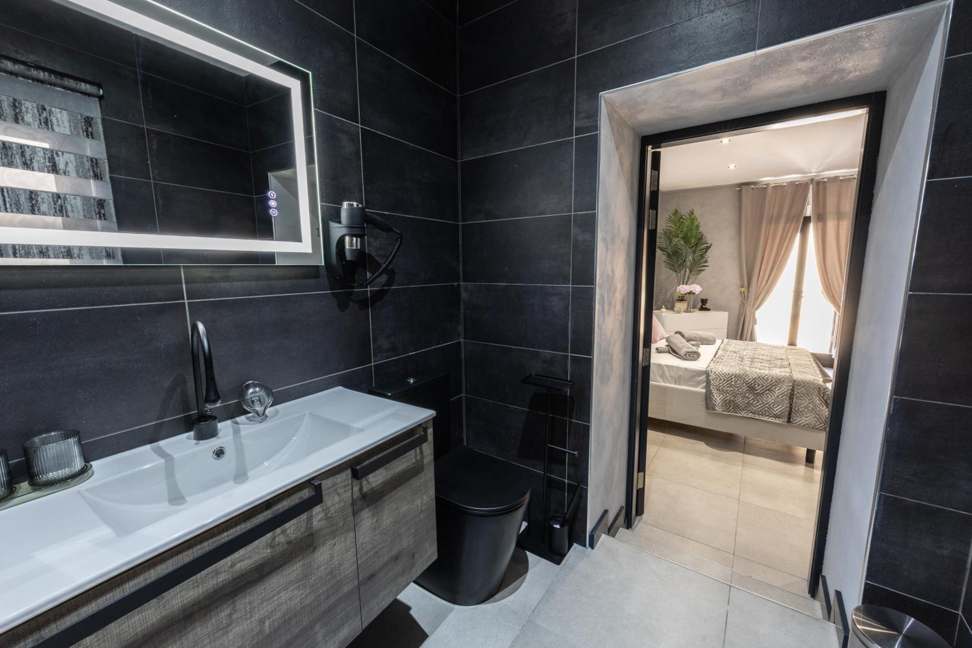 Matilde Valletta Suites Экстерьер фото